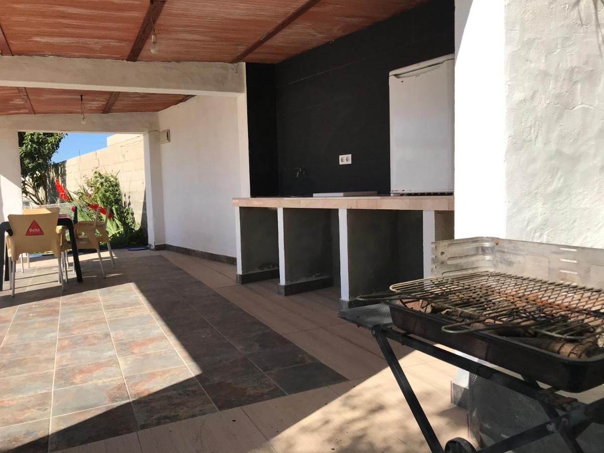 Chalet En Conil, Descansa Y Disfruta โกนิล เด ลาฟรอนเตรา ภายนอก รูปภาพ