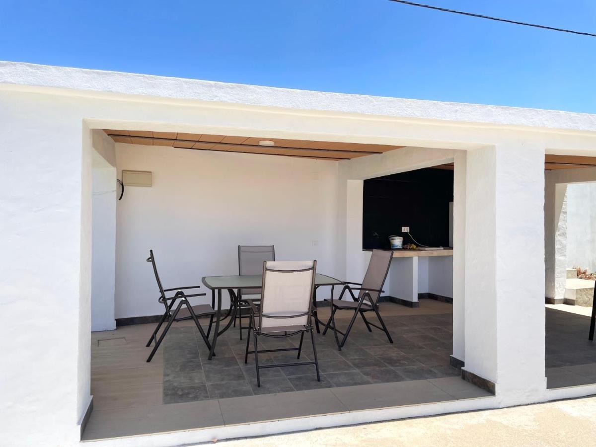 Chalet En Conil, Descansa Y Disfruta โกนิล เด ลาฟรอนเตรา ภายนอก รูปภาพ